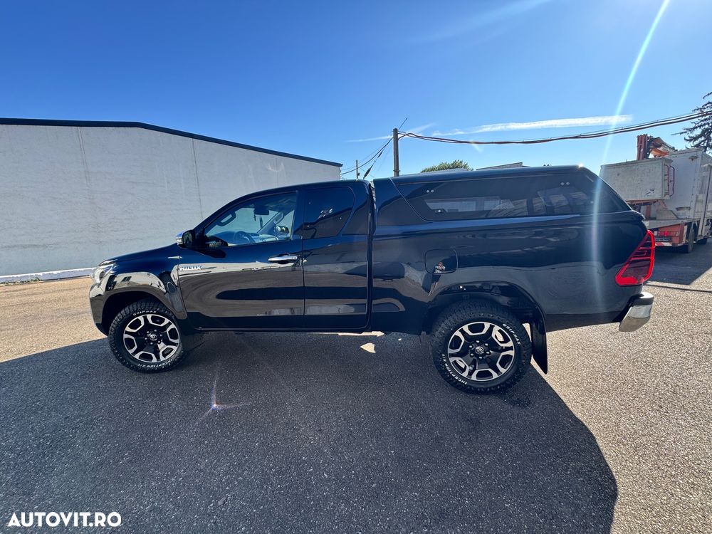 Toyota Hilux 2.8D 204CP 4x4 Double Cab AT Executive - 10