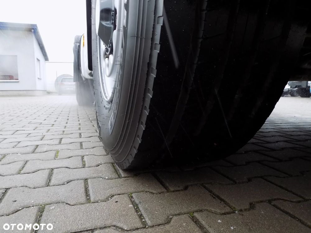 Mercedes-Benz 1848 4X4 HUD - 6