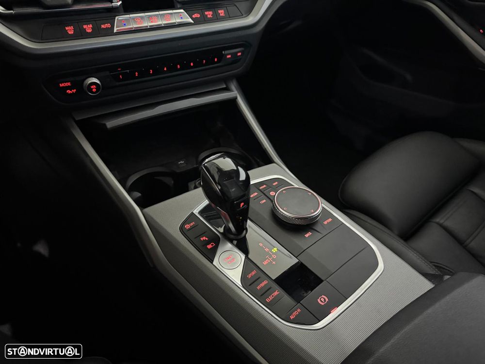 BMW 330 e Pack M Auto - 15