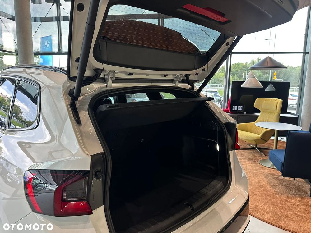 BMW X1 sDrive18i xLine - 25