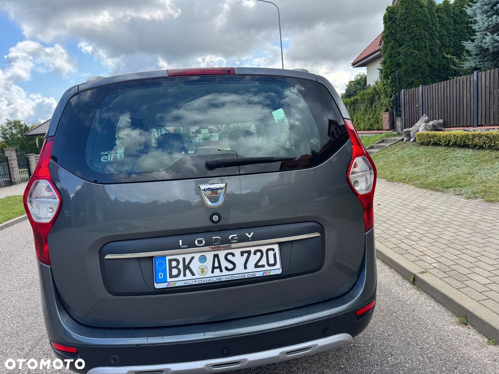 Dacia Lodgy dCi 110 Stepway Celebration - 13