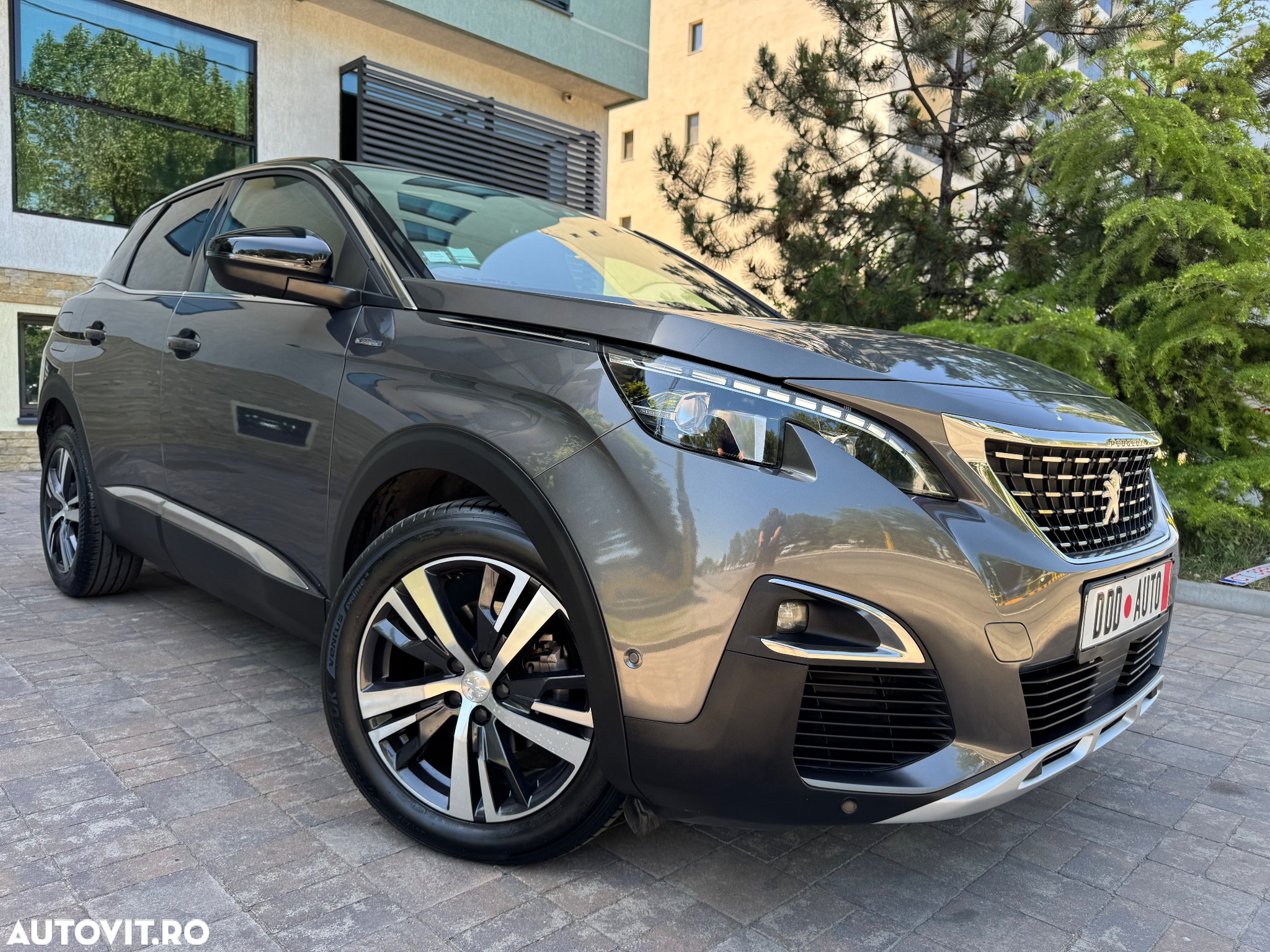 Peugeot 3008 PureTech 130 Stop & Start GPF EAT8 GT - 10
