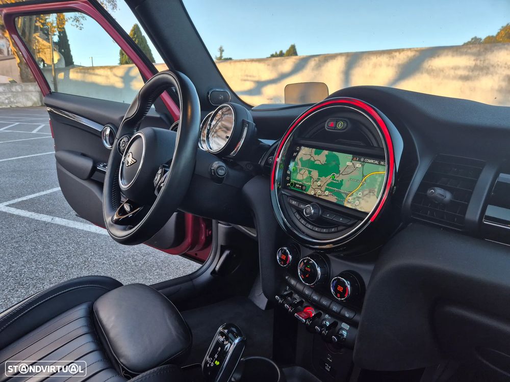 MINI 5 Portas Cooper Aut. 60 Years Chili - 15
