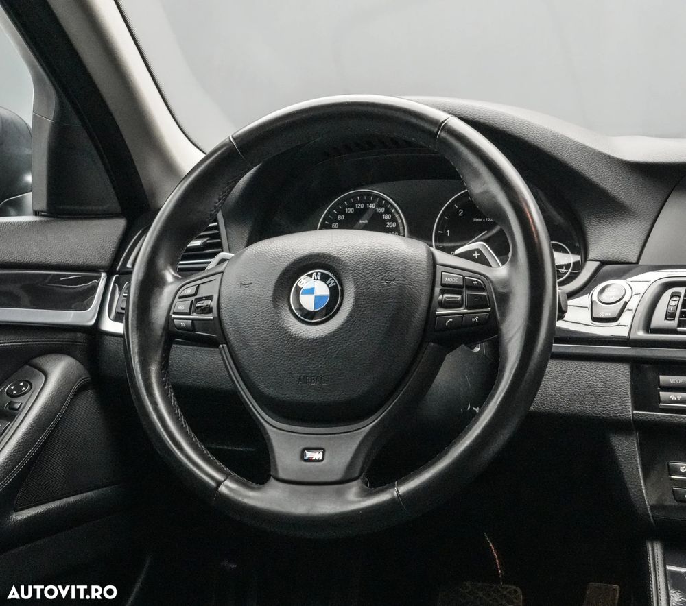 BMW Seria 5 520d Aut. Luxury Line - 17