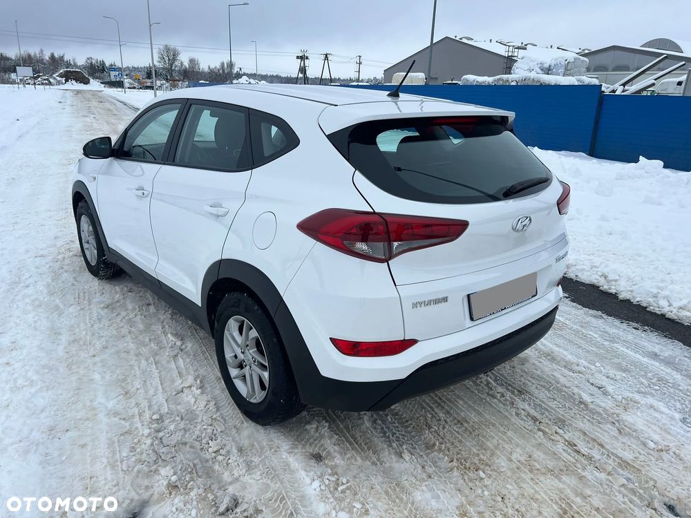 Hyundai Tucson 1.7 CRDI BlueDrive Style 2WD DCT - 10