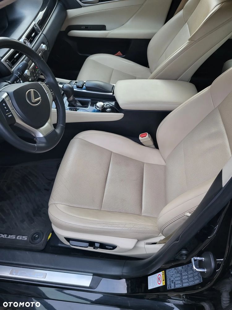 Lexus GS 300h Elite - 13