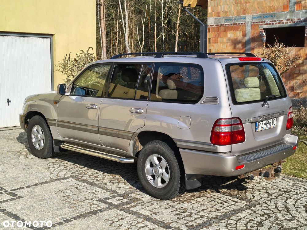 Toyota Land Cruiser 4.7 V8 - 6