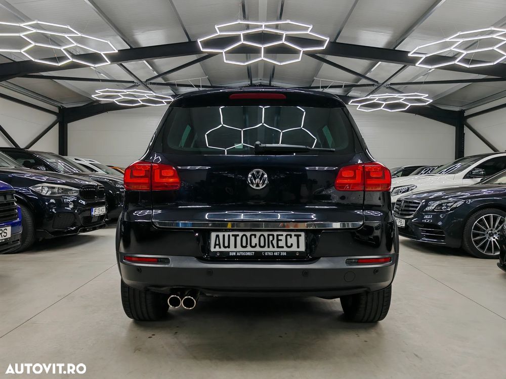 Volkswagen Tiguan 2.0 TDI DPF 4Motion BlueMotion Technology DSG Sport & Style - 29