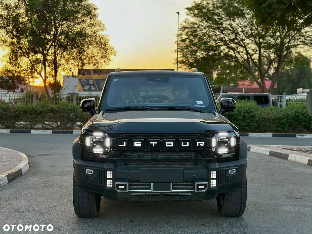 Jetour T2 - 3