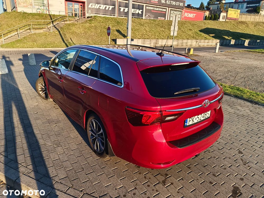 Toyota Avensis Touring Sports 1.8 Multidrive S Edition-S - 1