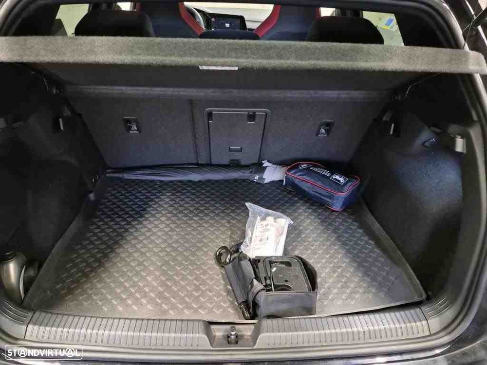 VW Golf 2.0 TSI OPF DSG GTI - 8
