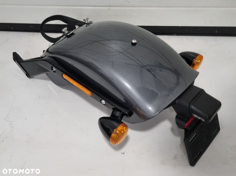 Harley Davidson Breakout FXBR Błotnik szable Kierunki 3w1 - 3