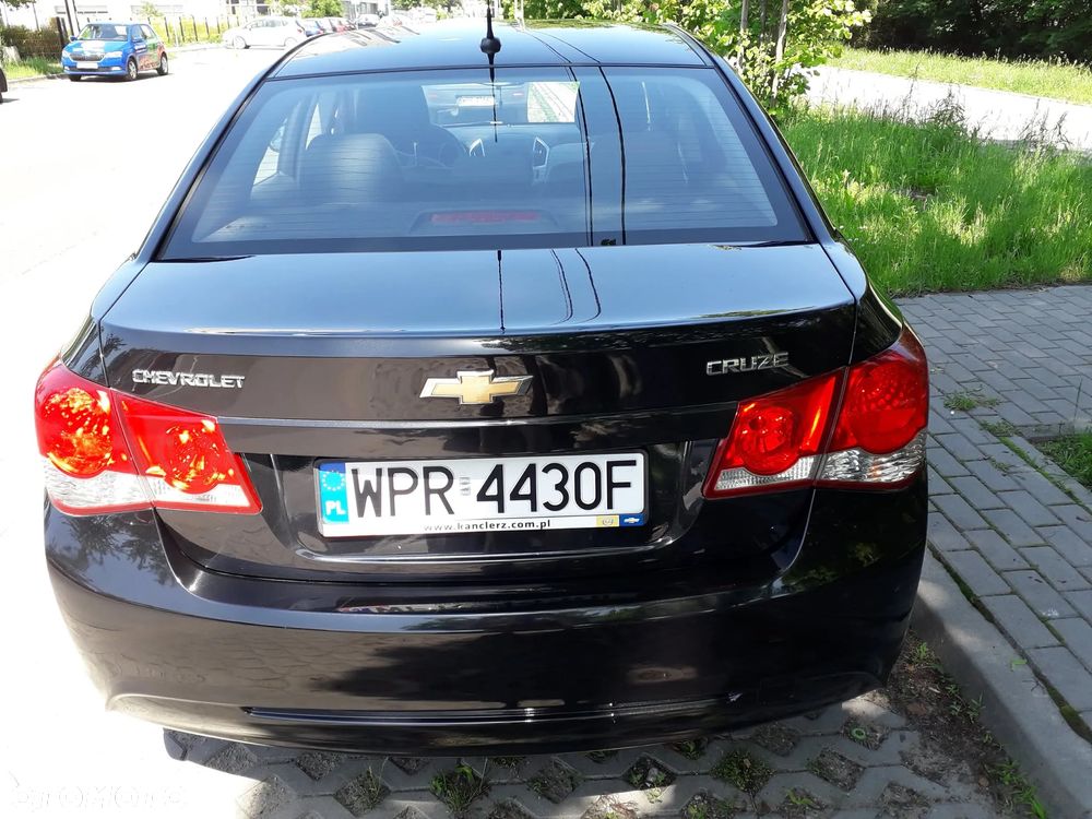 Chevrolet Cruze 1.8 LS+ - 7