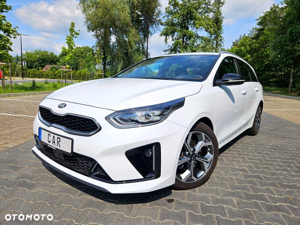 Kia Ceed SW 1.5 T-GDI DCT7 OPF GT Line