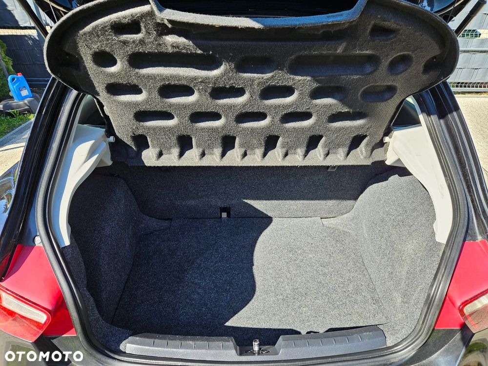 Seat Ibiza SC 1.2 12V Reference - 11