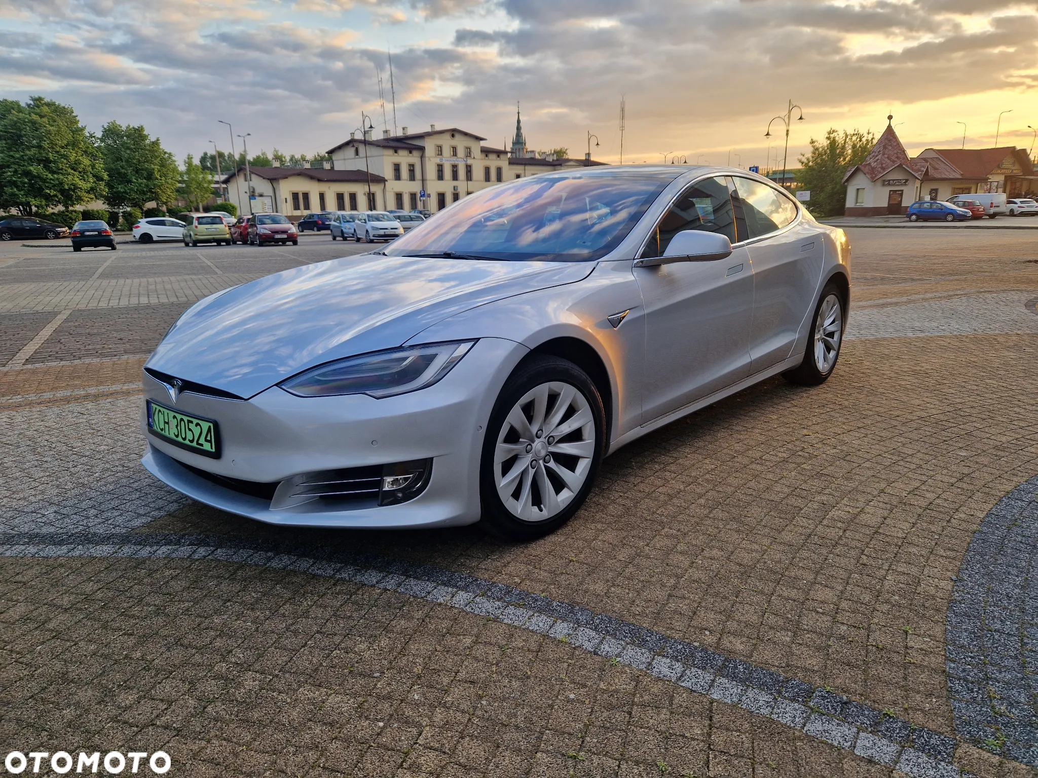 Tesla Model S Long Range Plus - 7