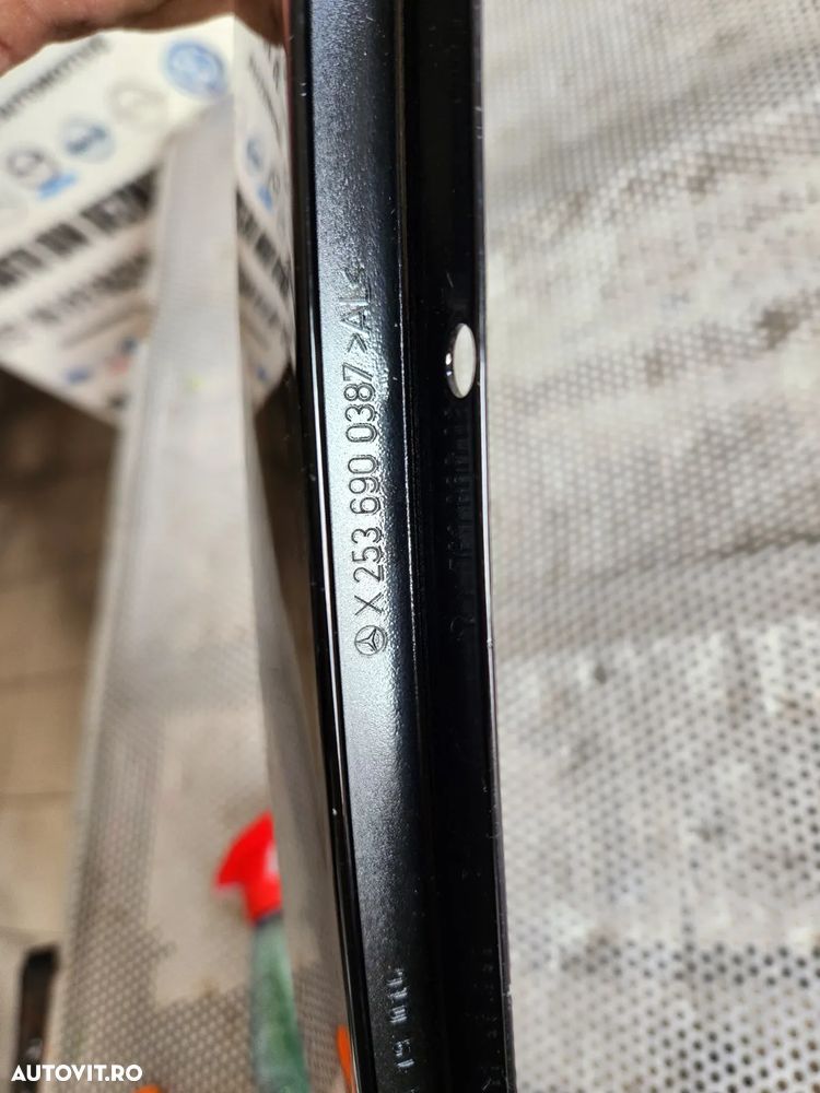 Ornament Usa Stanga Mercedes GLC W253 X253 Dezmembrez Mercedes GLC X253 W253 Volan Stanga Motor 654 - 6