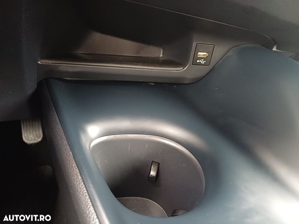 Toyota C-HR 1.8 HSD 122 CP 4x2 CVT Core - 20