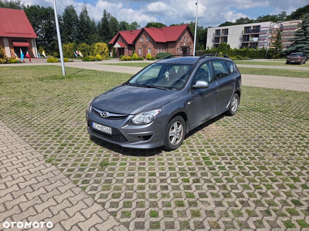 Hyundai i30 1.6 CRDi Classic + - 1
