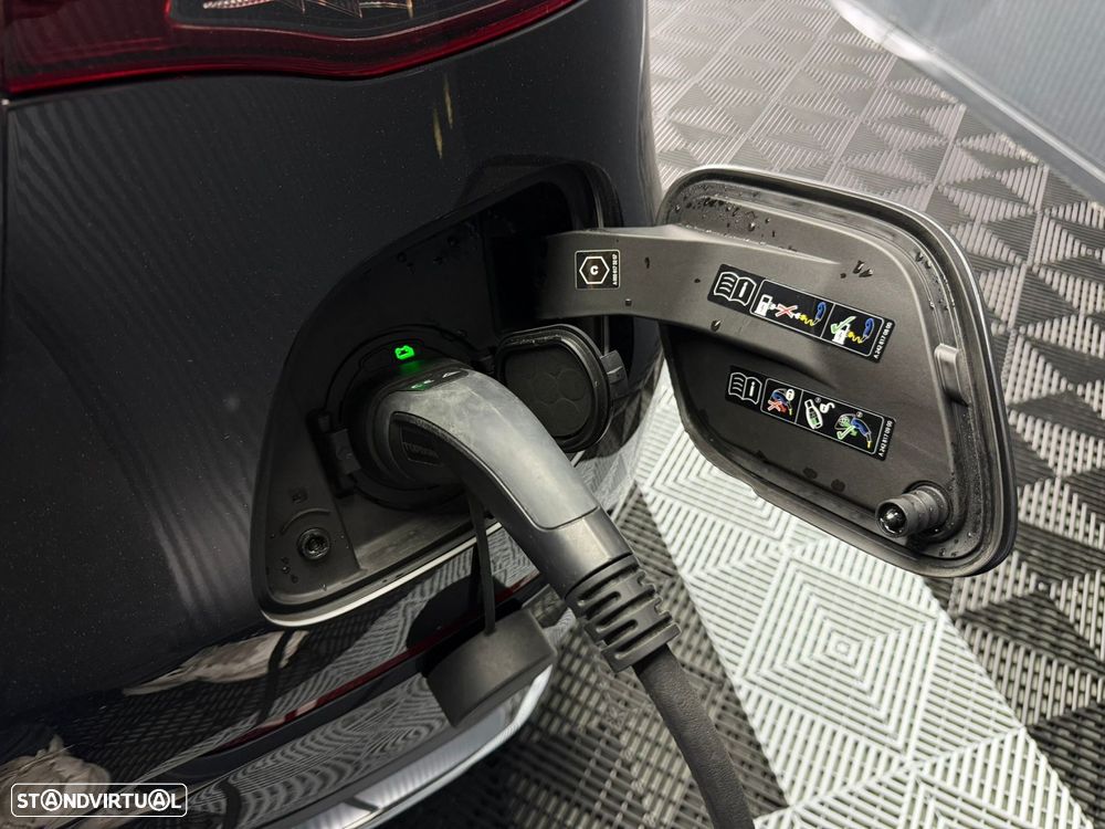 Mercedes-Benz GLC 300 e Coupé 4Matic - 2