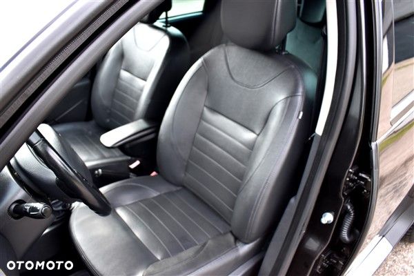 Dacia Duster 1.2 TCe Prestige S&S EU6 - 17