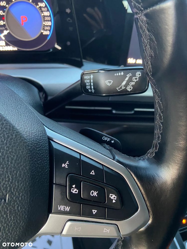 Volkswagen Golf 2.0 TDI SCR DSG Life - 20