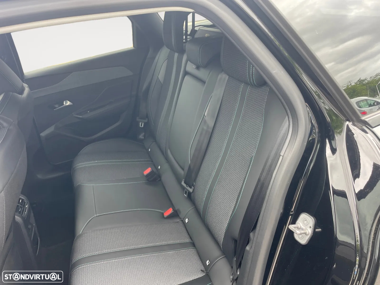 Peugeot 308 SW 1.5 BlueHDi Allure EAT8 - 15