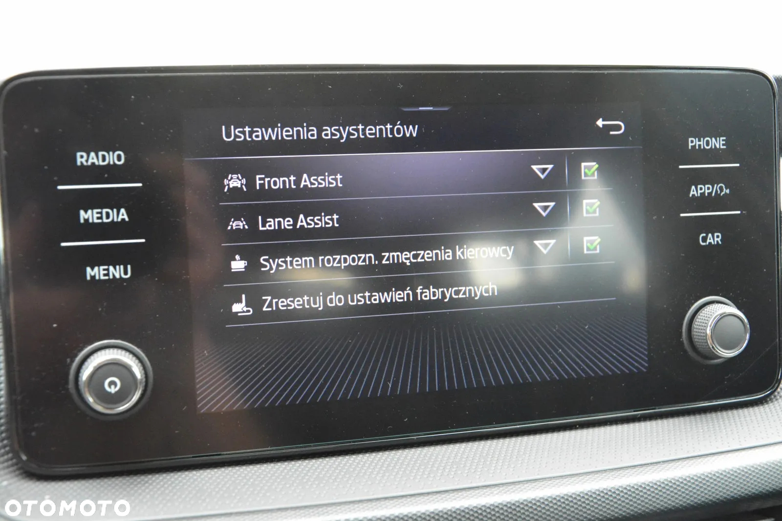 Skoda Fabia 1.0 Ambition - 28