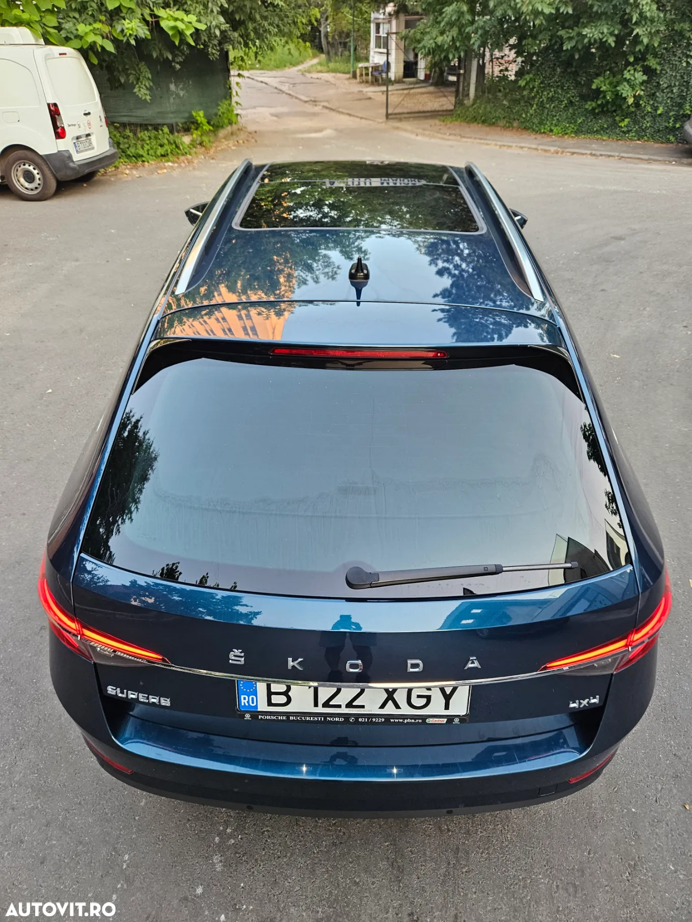 Skoda Superb 2.0 TSI 4X4 DSG Laurin & Klement - 11