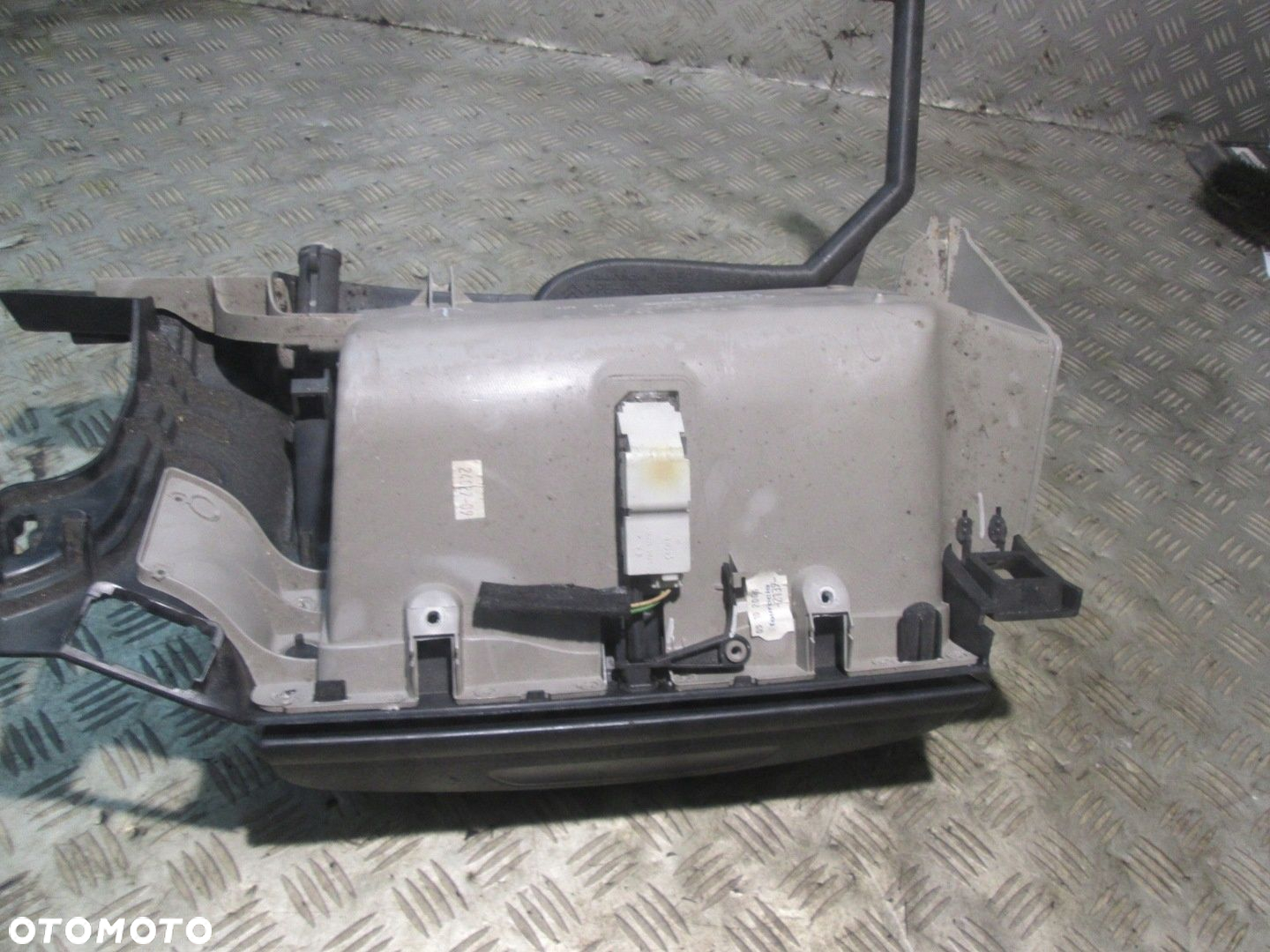 LODÓWKA SCHOWEK KONSOLI CITROEN C4 GRAND PICASSO I 06- 9654110677 - 3