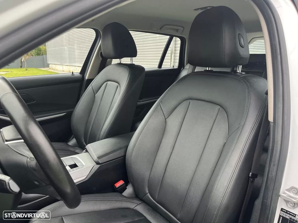 BMW 318 d Touring Aut. Sport Line - 26