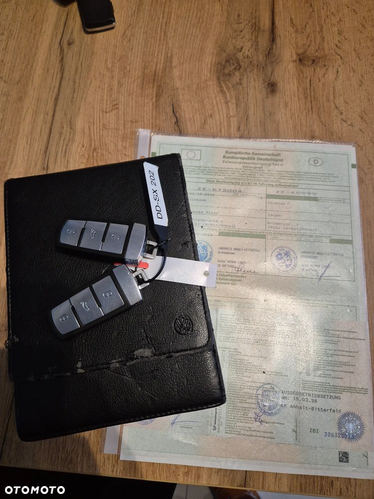 Volkswagen Passat 2.0 TDI 4Motion Highline - 30