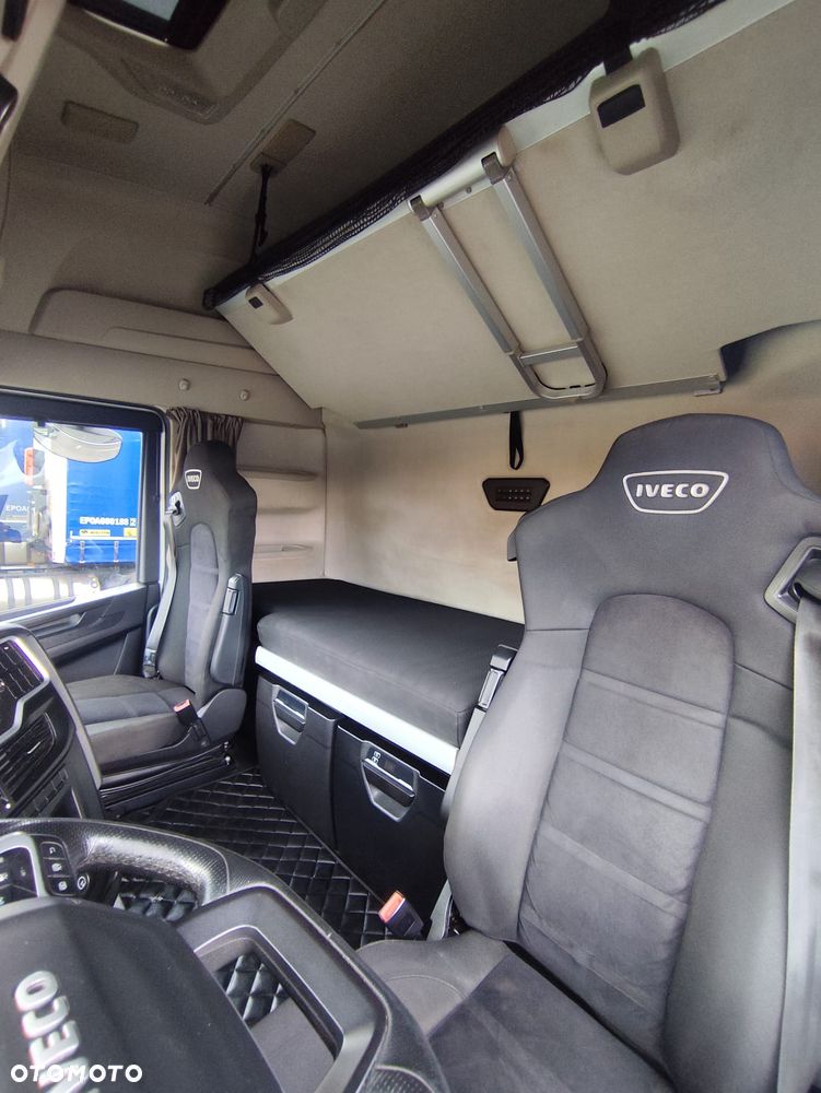 Iveco S-Way LNG Low Deck - 5