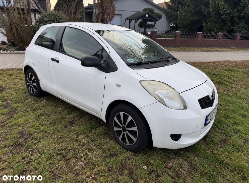 Toyota Yaris 1.0 Terra - 1