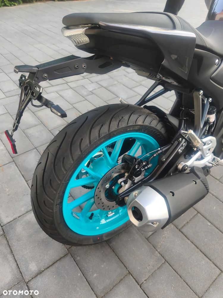 Yamaha MT - 4