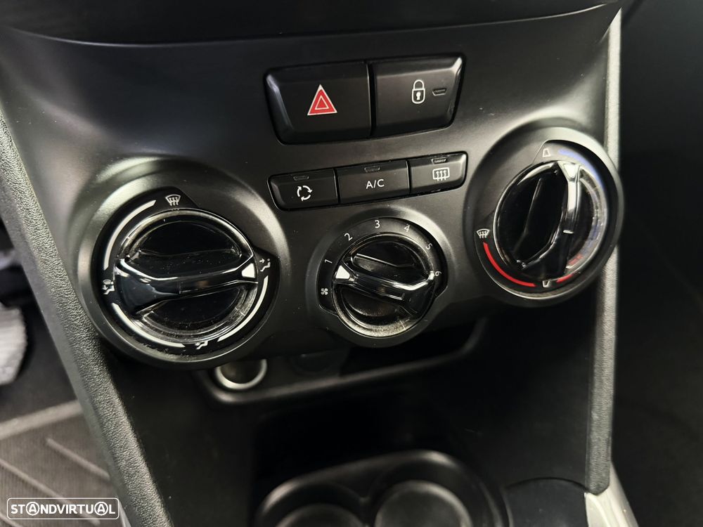 Peugeot 2008 1.2 PureTech Style - 23