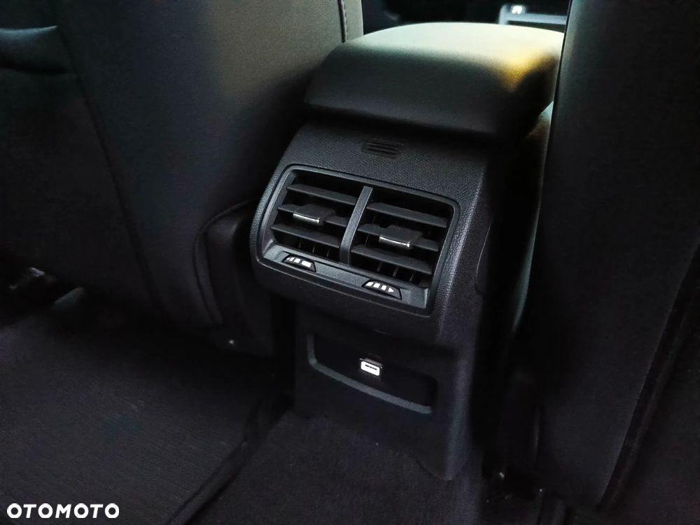 Citroën C4 1.2 PureTech Max S&S EAT8 - 20