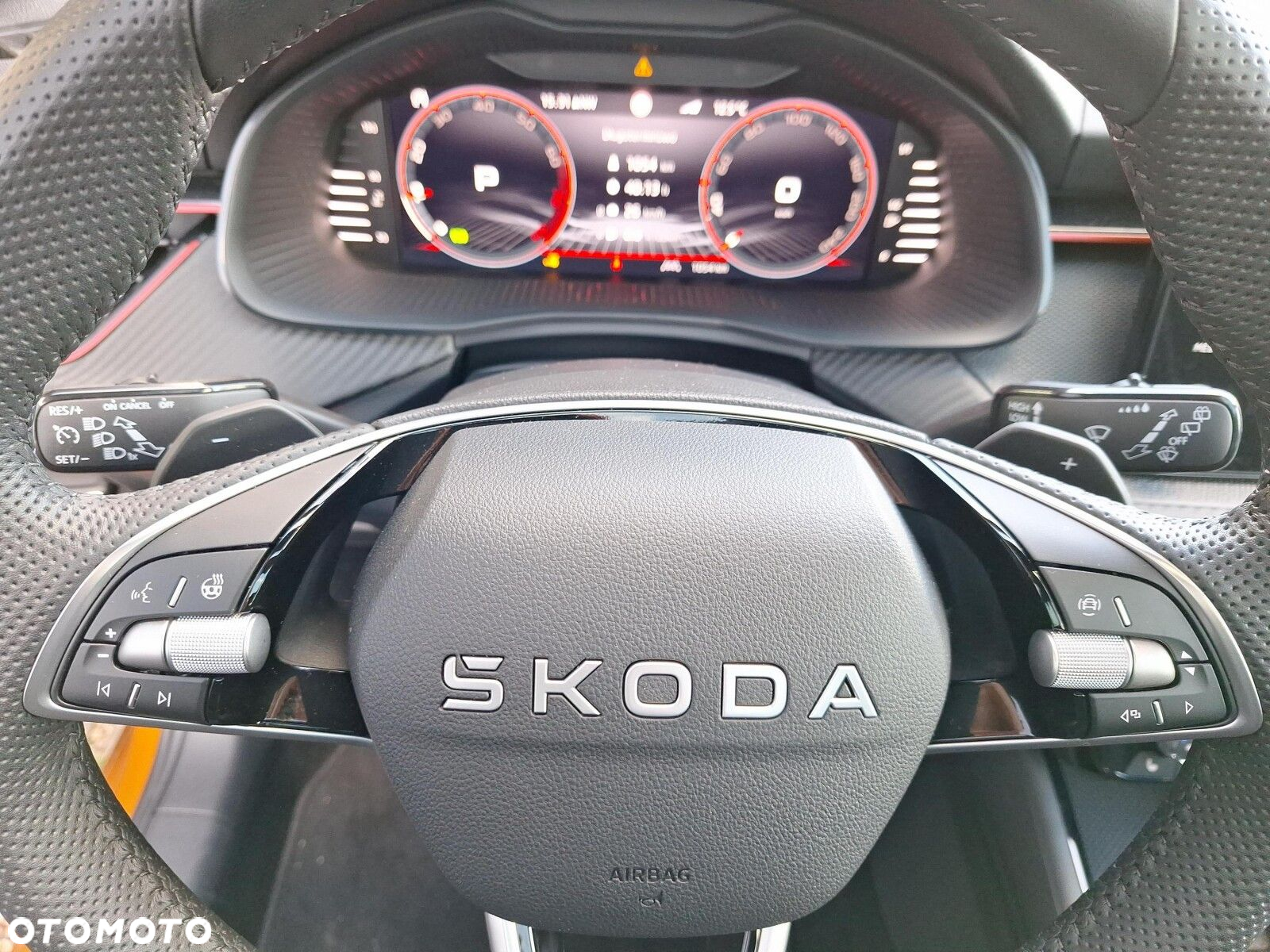 Skoda Kamiq 1.5 TSI Monte Carlo DSG - 24