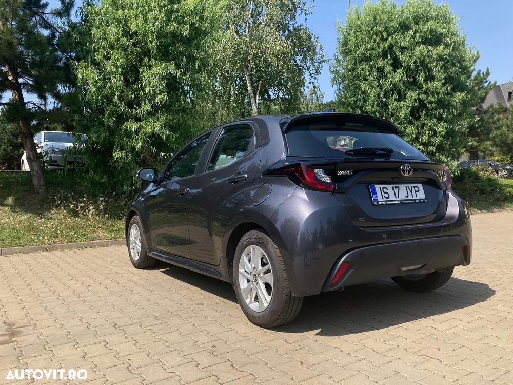 Toyota Yaris - 8