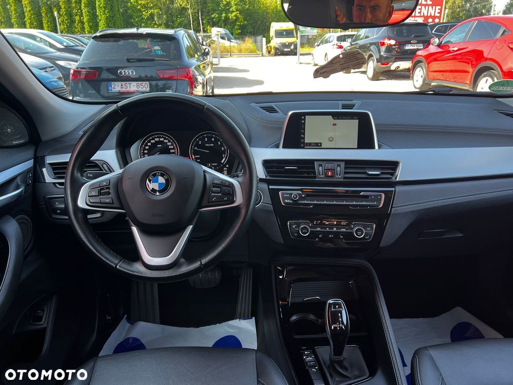 BMW X2 sDrive18i Advantage Plus - 32