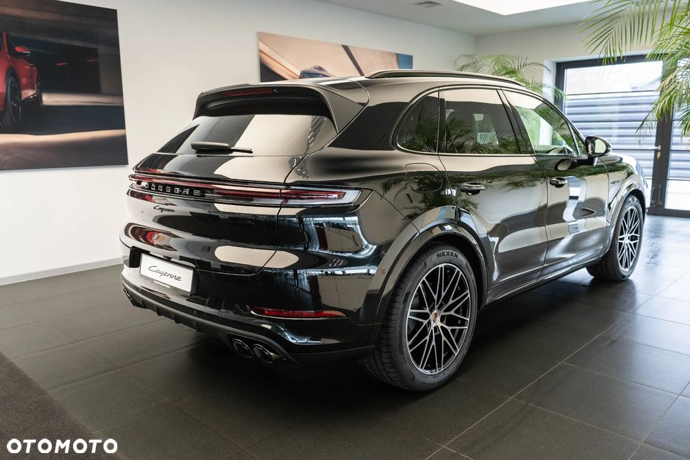 Porsche Cayenne E-Hybrid PHEV Black Edition - 3