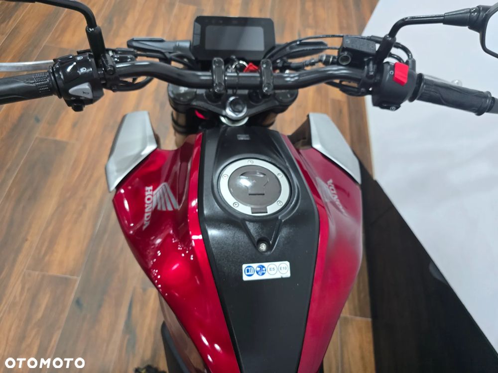 Honda CB - 9