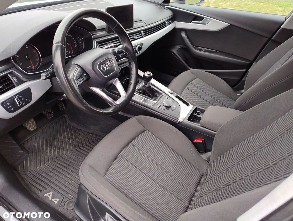 Audi A4 Avant 2.0 TDI - 9