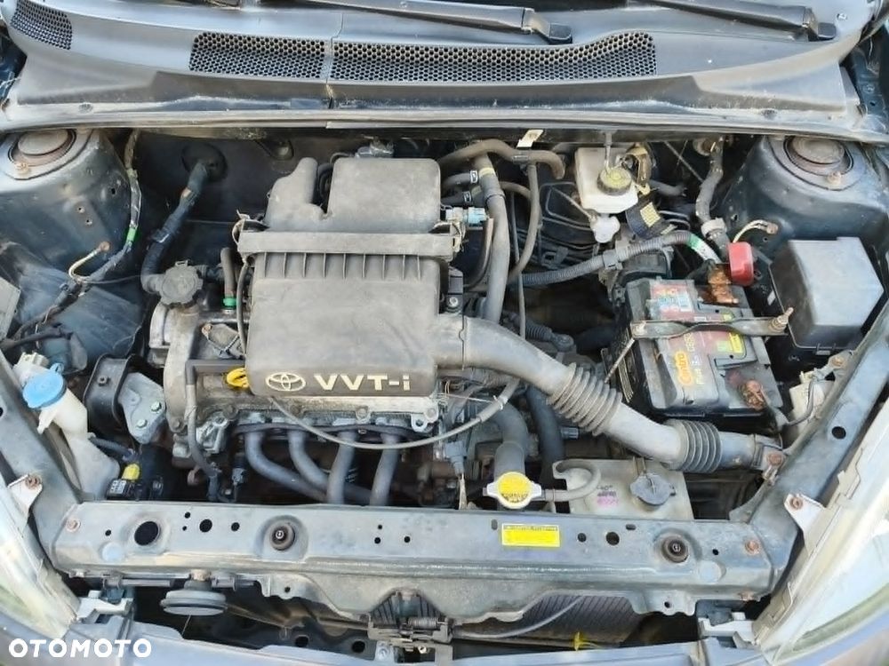Toyota Yaris - 6