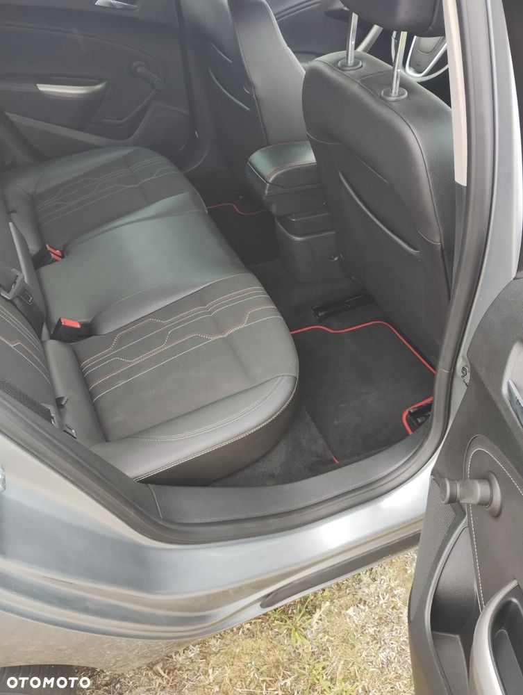 Opel Astra 1.7 CDTI DPF Active - 7