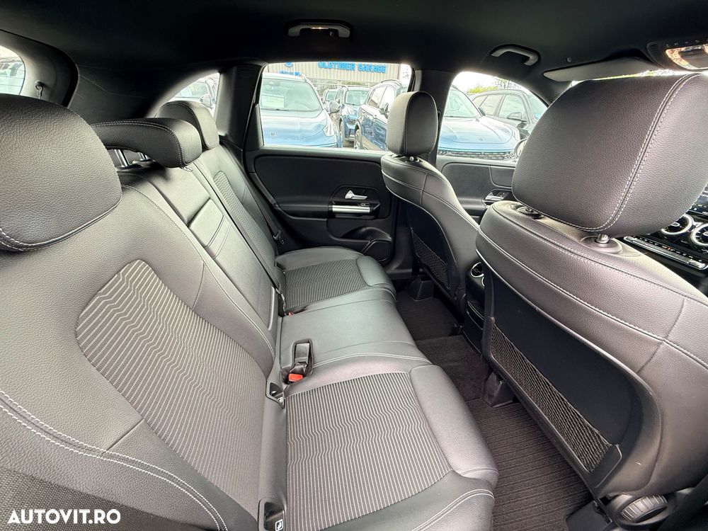 Mercedes-Benz B 180 d 7G-DCT - 9