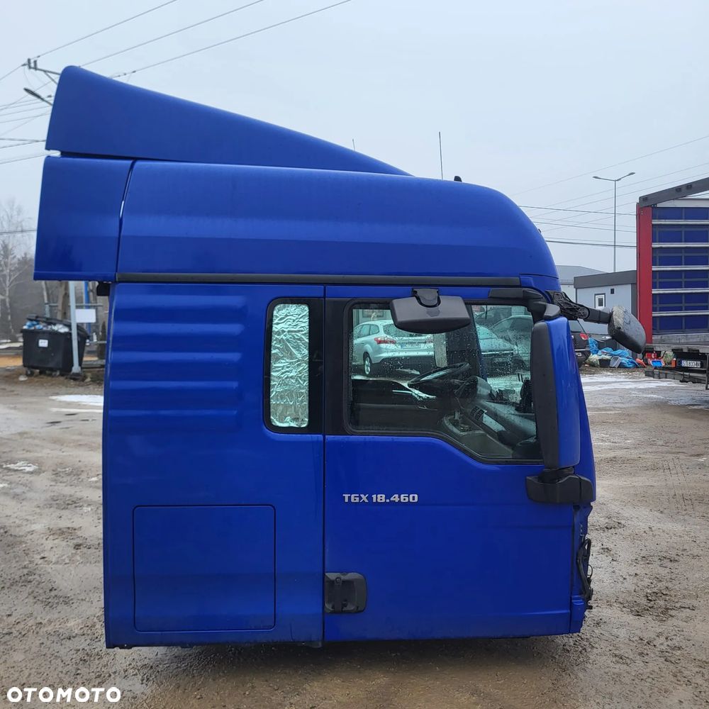 Kabina Kompletna TGX 2017, średnia - 4