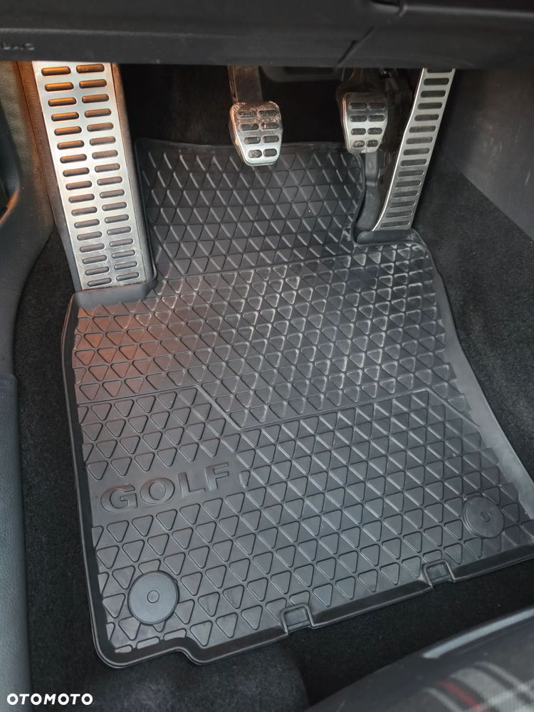 Volkswagen Golf 2.0 TSI GTI - 20