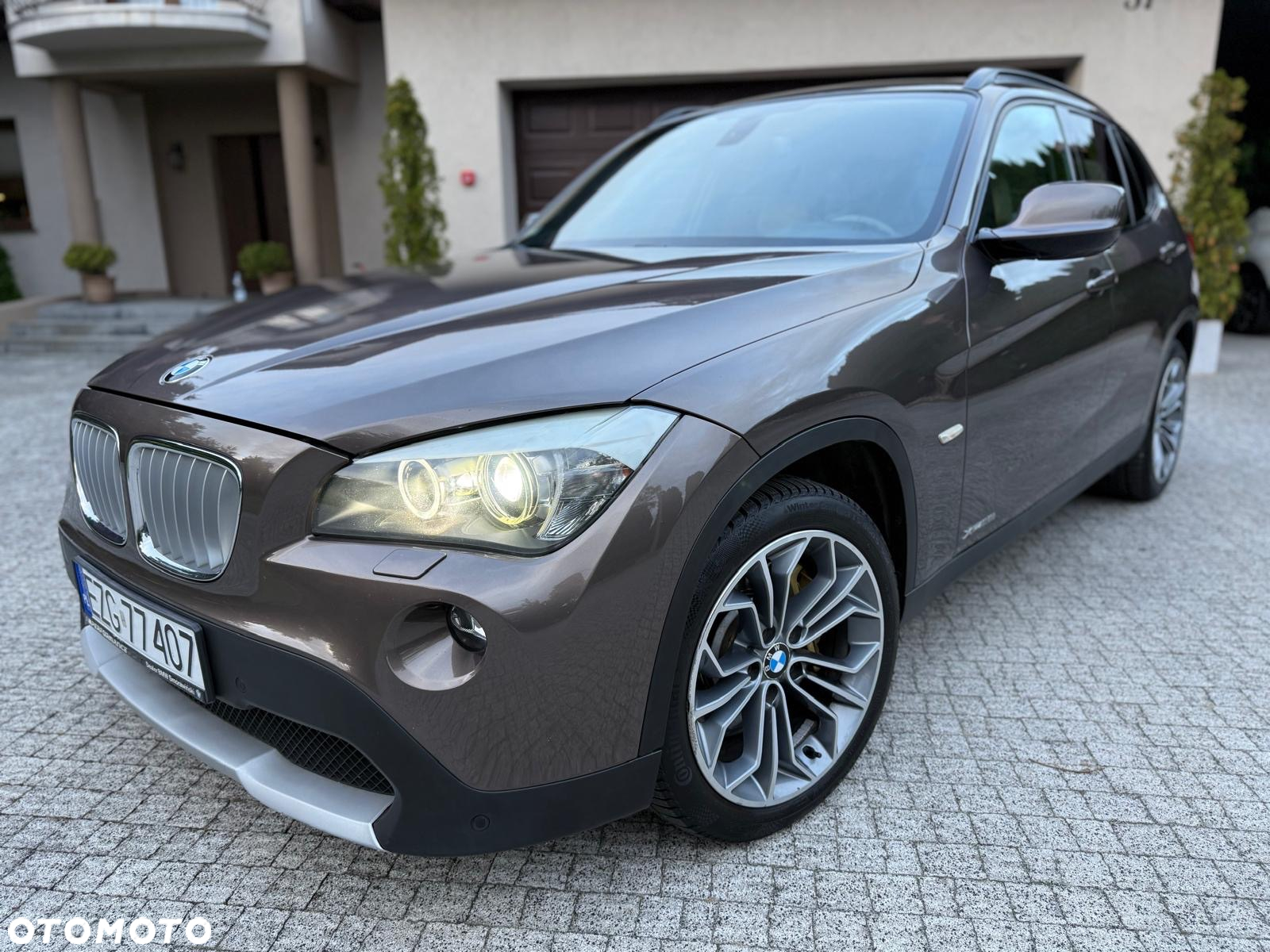 BMW X1 xDrive28i - 39