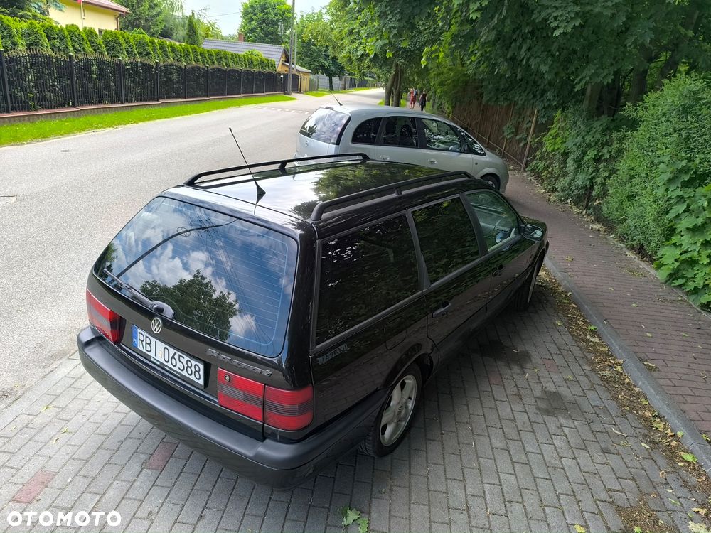 Volkswagen Passat 1.8 CL - 4
